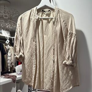 Women's Cream Button-Up Top